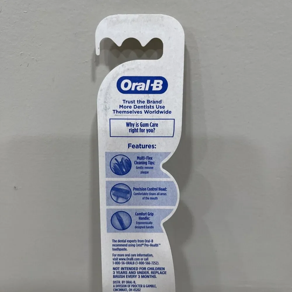 Oral-B Ultra Dense Soft Bristles Manual Toothbrush Compact Clean Green W